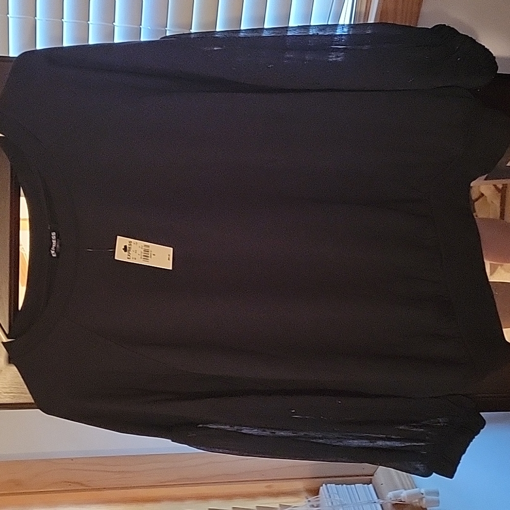 Express Ballon Sleeve shirt